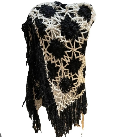 Beautiful Zadig & Voltaire Crochet Shawl - Picture 2 of 9